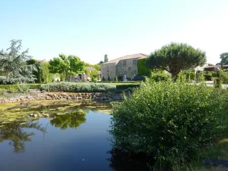 Maison à Landevieille, Maison charmante à Landevieille avec jardin clos - L1066359