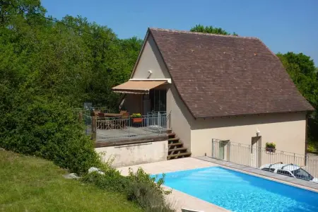 Maison à Loubressac, Maison spacieuse à Loubressac avec piscine privée - L1066368