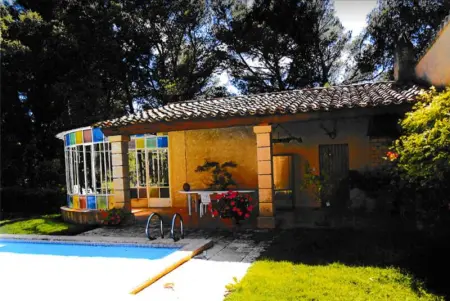 Appartement lumineux à Lançon-Provence, piscine partagée - Photo 1
