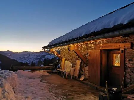 Maison à Séez, Maison de charme à Séez avec vue sur montagne, cheminée - L1066485