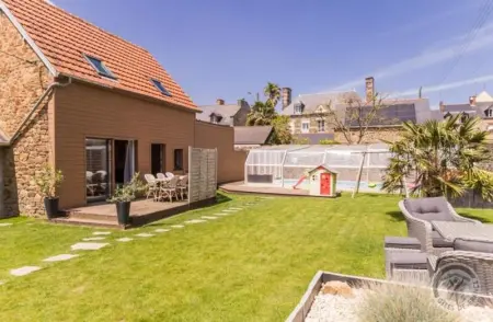 Maison charmante à Pontorson avec piscine partagée - Photo 1