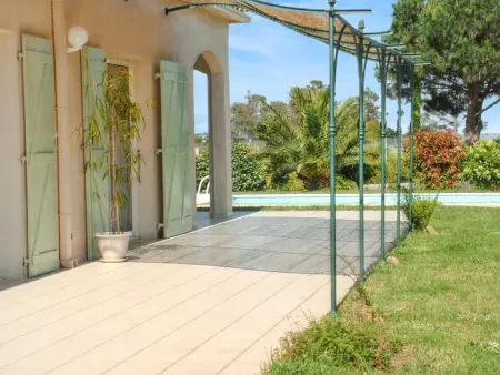 Villa à Solaro, Villa reposante à Solaro avec piscine privée et jardin - L1066513