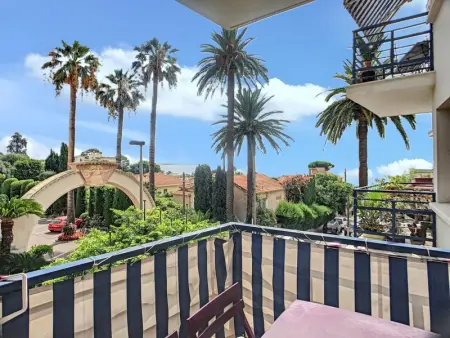 Appartement à Cannes, Appartement charmant à Cannes avec vue sur la mer, 33 m² - L1066522