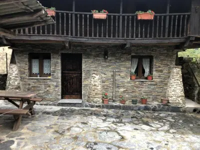 Maison à Tineo, Charmante maison de campagne avec vue et jardin - L1066551