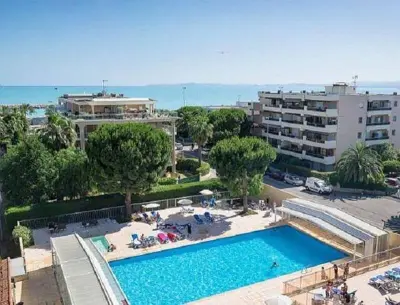 Appartement à Saint Laurent du Var, Studio accueillant à Saint-Laurent-du-Var, 25 m², piscine - L1066573