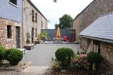 Maison à Sains, Maison charmante près de Sains avec spa et jardin clos - L1066574