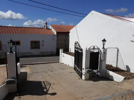 Maison charmante à Monchique avec piscine partagée - Photo 24
