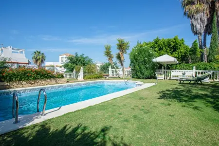 Villa à Sanlúcar de Barrameda, Villa charmante à Sanlúcar de Barrameda avec piscine privée - L1066657