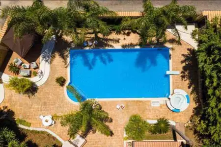 Villa à Partinico, Villa ensoleillée à Partinico avec piscine privée - L1066669