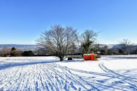 Les Croupets, Retraite à flanc de colline avec étang - Photo 38