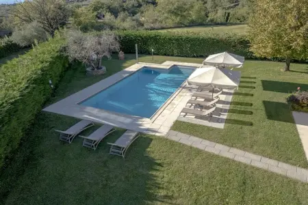 Otto a Loro Ciuffenna, Villa en Toscane avec piscine - Photo 12