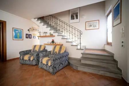 Otto a Loro Ciuffenna, Villa en Toscane avec piscine - Photo 22