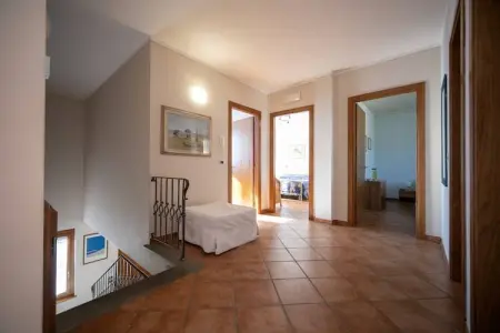 Otto a Loro Ciuffenna, Villa en Toscane avec piscine - Photo 31