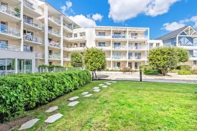 Appartement à PLOUGONVELIN, Résidence Vacancéole Le Domaine de Bertheaume - L1067301