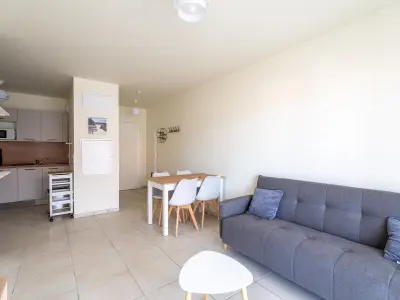 Appartement à Mimizan Mimizan Plage, Mimizan Plage: Appartement Neuf 6 Pers à 400m de l'Océan avec WIFI - L1068637