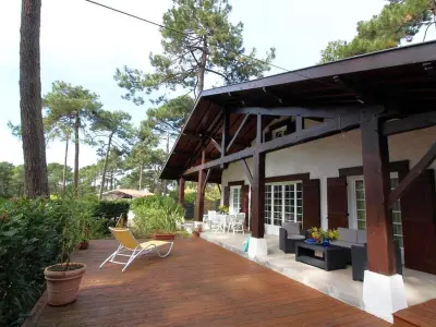 Villa à Lège Cap Ferret, Villa landaise lumineuse avec jardin, proche plages et commerces à Piraillan - L1068747