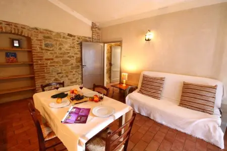 Rose, Ferme avec piscine, terrasse privée donnant sur la piscine - Photo 1