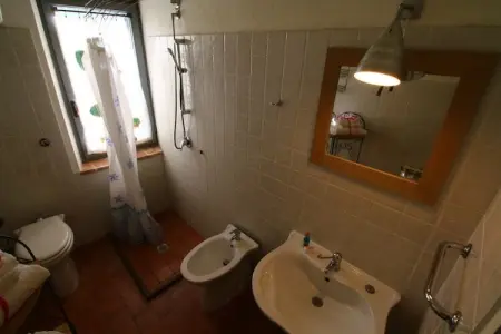 Rose, Ferme avec piscine, terrasse privée donnant sur la piscine - Photo 15