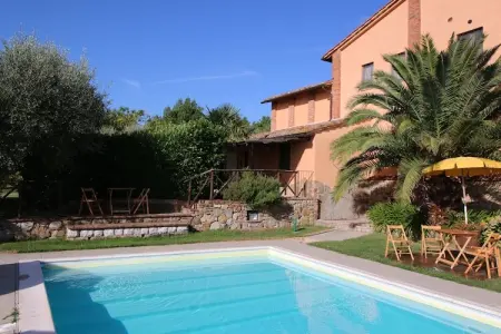 Astri, Ferme avec piscine, terrasse privée donnant sur la piscine - Photo 10