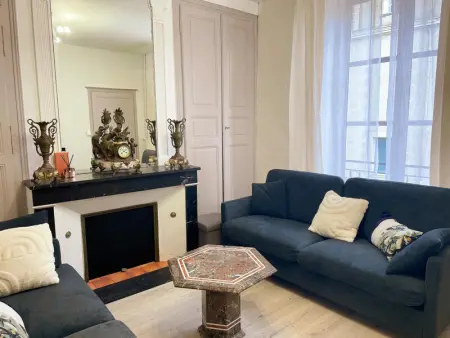 Triplex rénové au cœur de Blois avec Wifi, Appartement 8 personnes à Blois - Photo 1