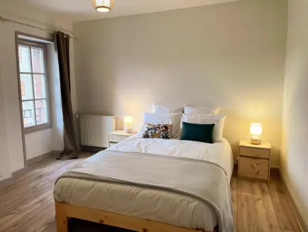 Triplex rénové au cœur de Blois avec Wifi, Appartement 8 personnes à Blois - Photo 3