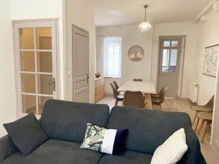 Triplex rénové au cœur de Blois avec Wifi, Appartement 8 personnes à Blois - Photo 5