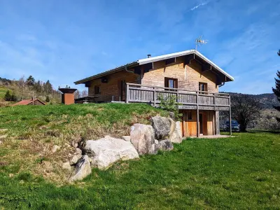 Gite à Ventron, Chalet rénové calme avec terrasse et cheminée à Ventron - L1068821