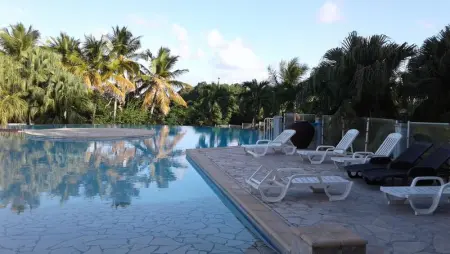 Appartement moderne à Saint-François 90 m² avec piscine partagée - Photo 2