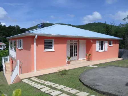 Maison à Le Diamant, Maison charmante au Diamant - Vue jardin - Climatisée - L1068874