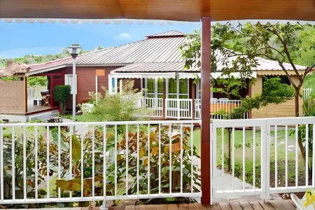 Bungalow charmant proche de Bouillante avec climatisation. - Photo 3