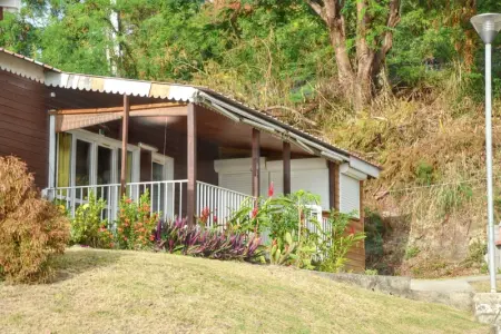 Bungalow charmant proche de Bouillante avec climatisation. - Photo 4