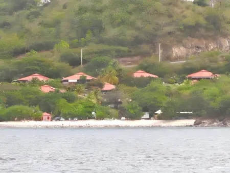 Bungalow charmant proche de Bouillante avec climatisation. - Photo 12