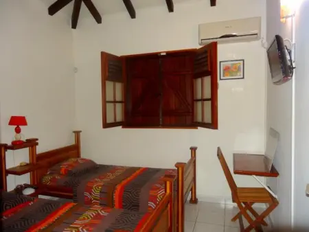 Maison conviviale à Saint-François avec piscine partagée - Photo 14