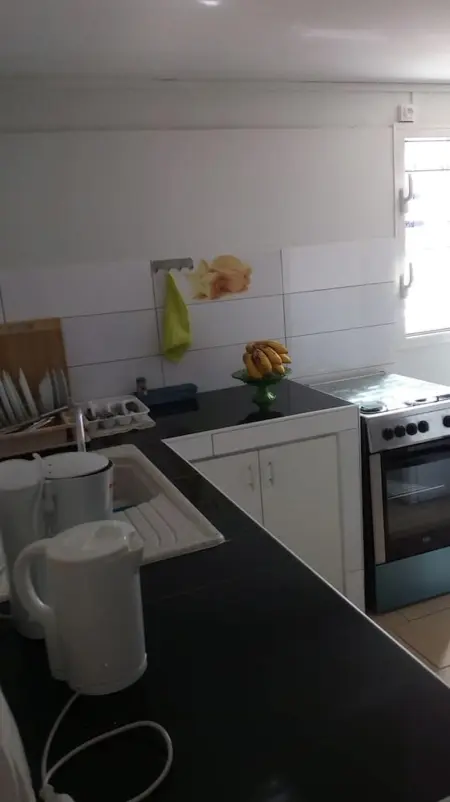 Appartement charmant au Moule avec piscine partagée, 40m² - Photo 5