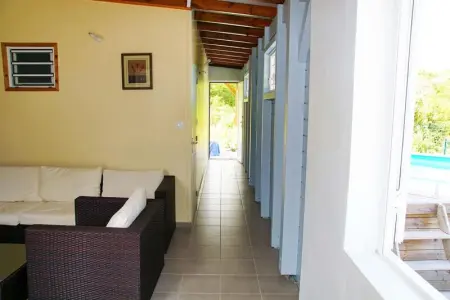 Appartement charmant au Moule avec piscine partagée, 40m² - Photo 8