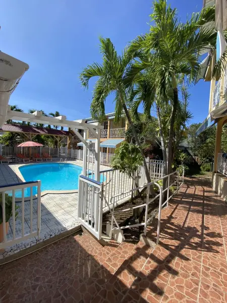 Appartement charmant à Pointe-Noire - Piscine et Jacuzzi - 54 m² - Photo 14