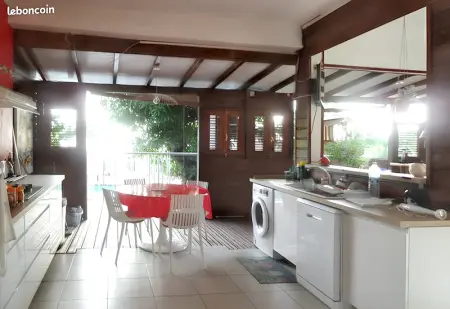 Maison spacieuse à Pointe-Noire avec piscine partagée 110 m² - Photo 5