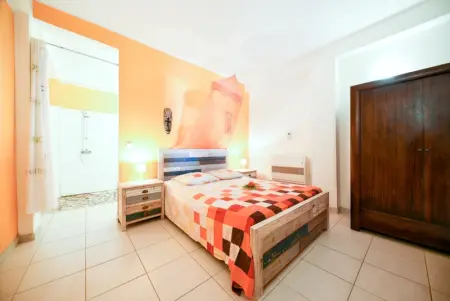 Maison spacieuse à Pointe-Noire avec piscine partagée 110 m² - Photo 10