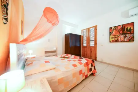 Maison spacieuse à Pointe-Noire avec piscine partagée 110 m² - Photo 11