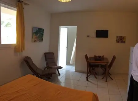 Studio lumineux avec vue sur la mer à Capesterre, 20 m², terrasse - Photo 7