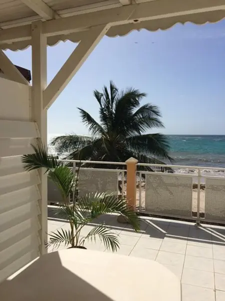 Studio lumineux avec vue sur la mer à Capesterre, 20 m², terrasse - Photo 8