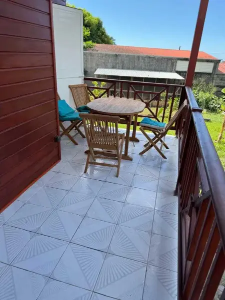 Bungalow cosy près de Basse-Terre - 20 m² avec piscine - Photo 2