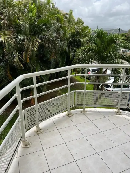 Appartement à Le Lamentin, Appartement avec balcon et vue sur la montagne au Lamentin, 45 m² - L1068960