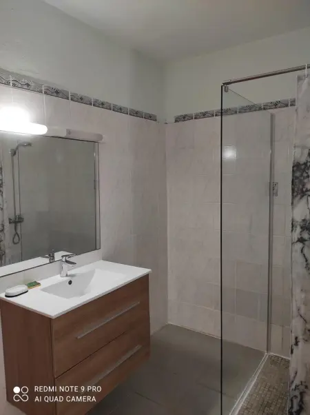 Appartement convivial au cœur de Le Moule avec piscine partagée - Photo 6