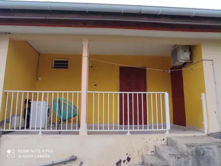 Appartement convivial au cœur de Le Moule avec piscine partagée - Photo 8