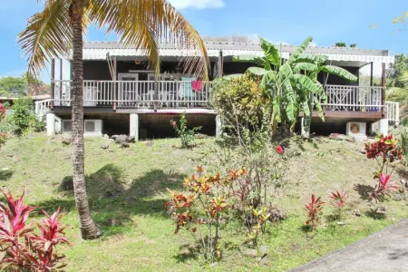 Bungalow à Bouillante, Bungalow charmant à Bouillante avec terrasse et barbecue - L1068966