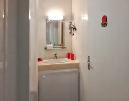 Bungalow charmant à Bouillante avec terrasse et barbecue - Photo 15