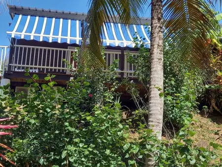 Bungalow charmant à Bouillante avec terrasse et barbecue - Photo 28