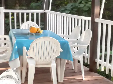 Bungalow accueillant à Bouillante avec climatisation et terrasse - Photo 4