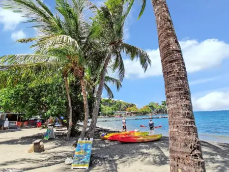 Studio de charme à Bouillante, 100 m², vue sur mer et montagnes - Photo 25
